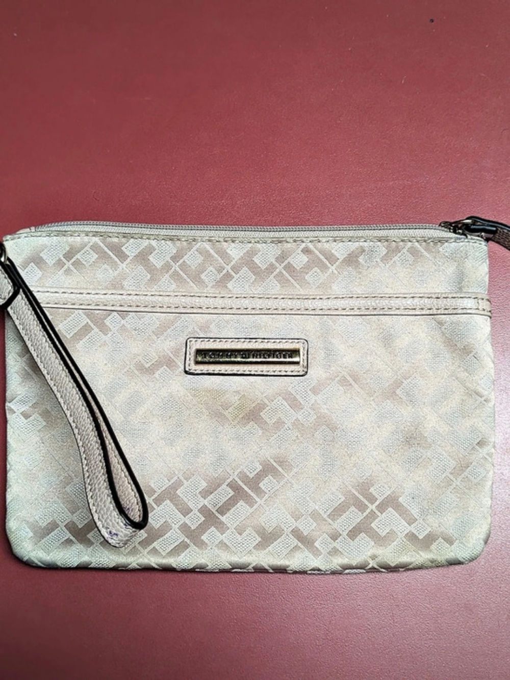 Tommy Hilfiger Wristlet Clutch in Pink & Gray